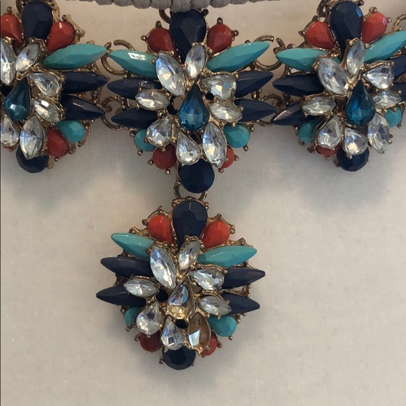 Multicolored necklace - Picture 2 of 4